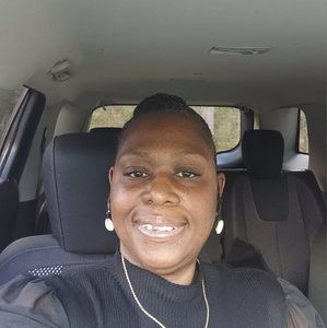 Meet your Posher, Antonia